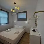 Almyrolithos Apartament *