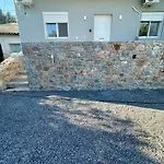 Διαμέρισμα Almyrolithos