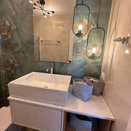 Almyrolithos Apartmán *