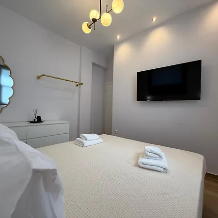 Almyrolithos * Githio