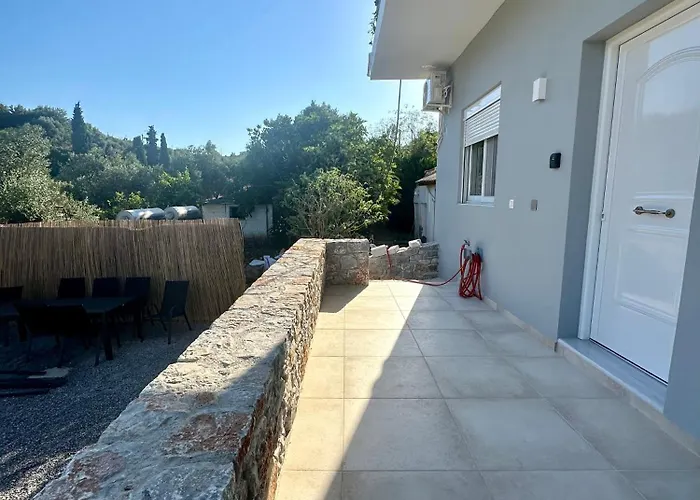 アパート Almyrolithos *